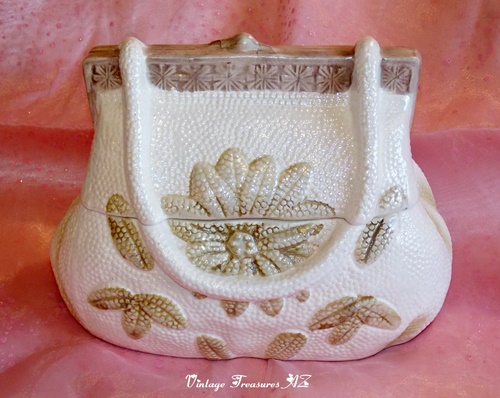 Image for <b><span style='color:purple'> Purse-shaped Ceramic Cookie Jar/Biscuit Jar/Candy Container </span></b><span style='color:purple'> <b><span style='color:red'>***GROUND SHIPPING INCLUDED – DOMESTIC ORDERS ONLY!***</span></b><span style='color:purple'>